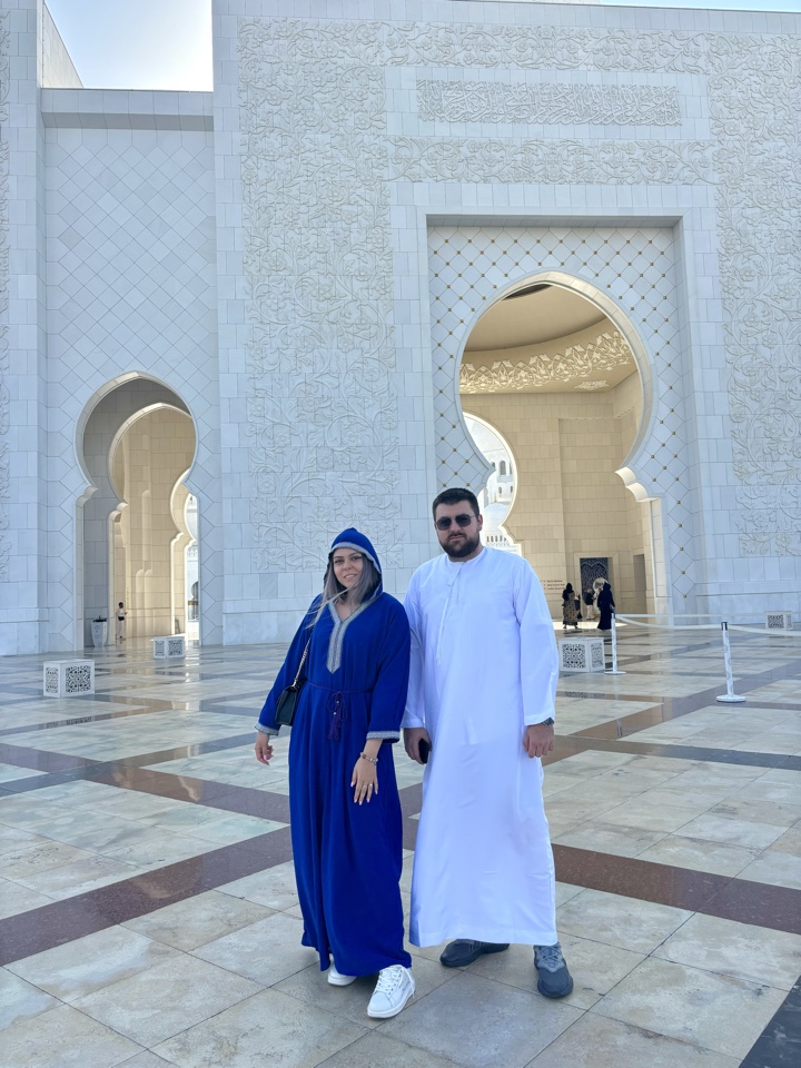 Header image for Abu Dhabi, Emiratele Arabe Unite