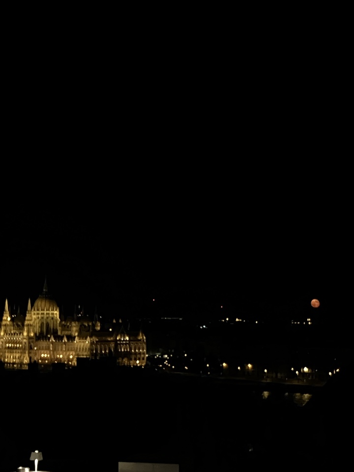 Header image for Budapest, Hungary
