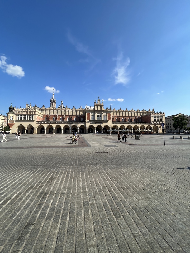 Header image for Kraków, Poland