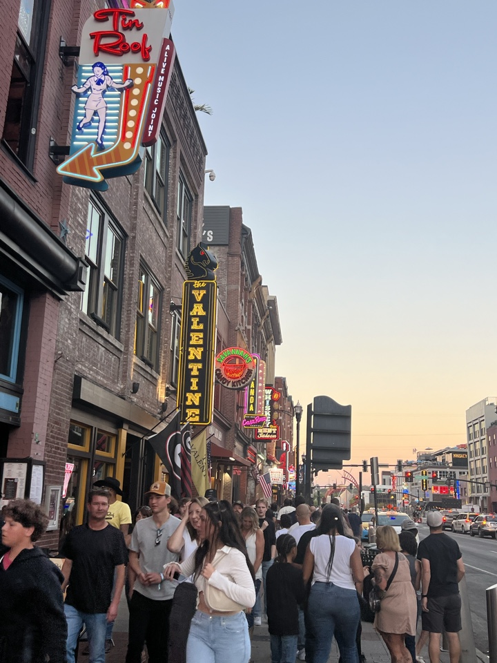 Header image for Nashville, TN, United States