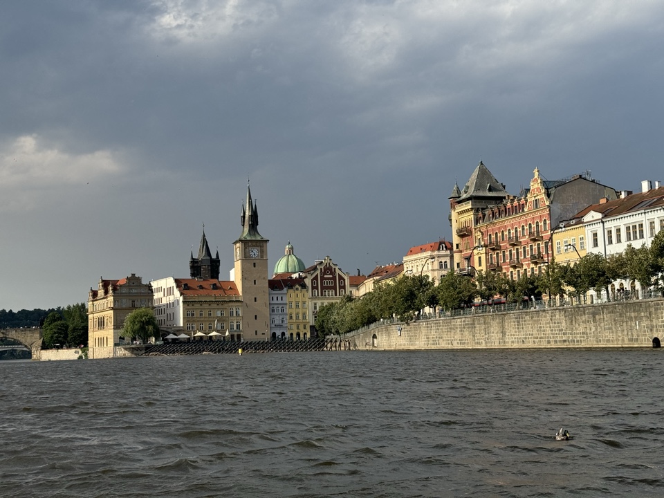 Header image for Prague, Czechia