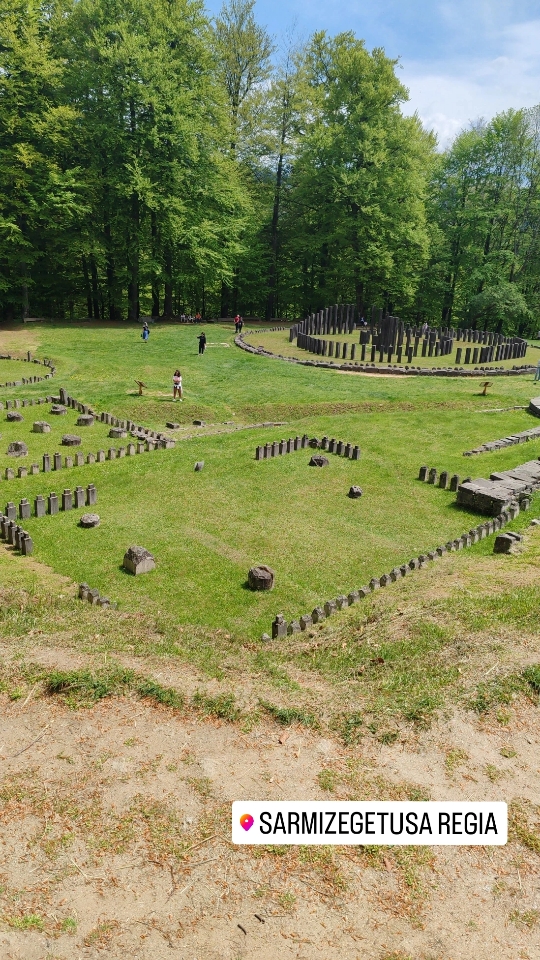 Header image for Sarmizegetusa Regia, DJ705A, Orastioara De Sus, 515602, Romania