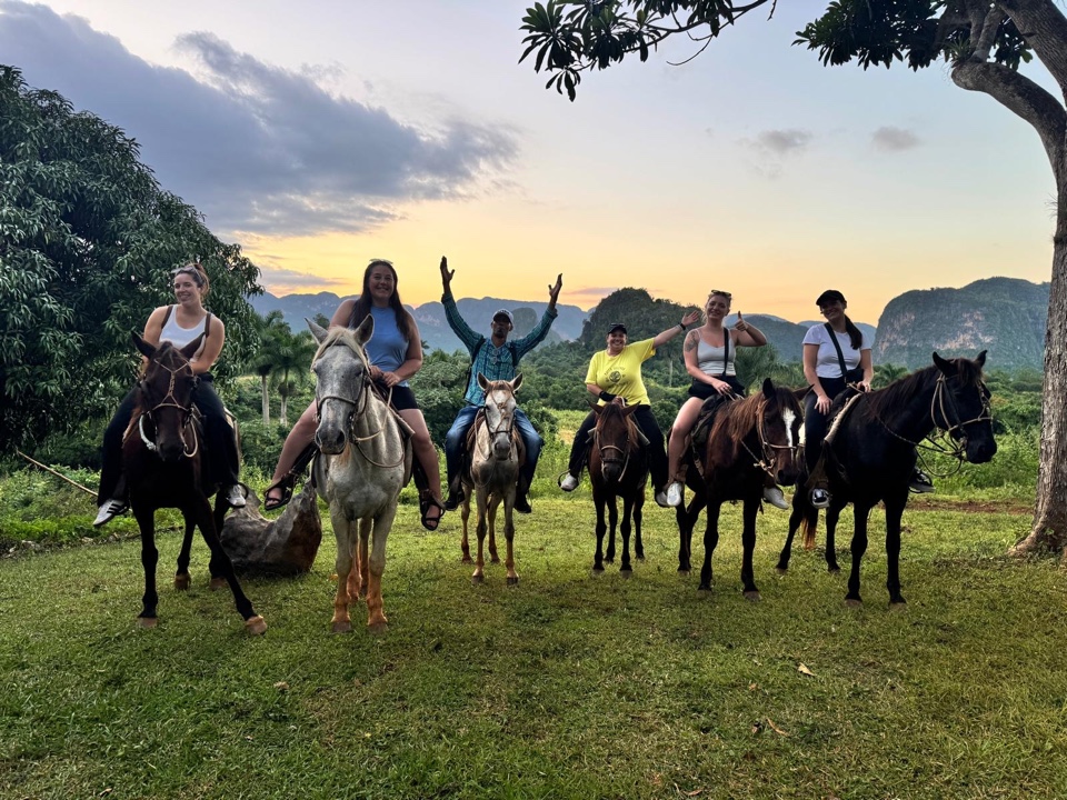 Header image for Viñales Valley, Pinar del Río, Cuba