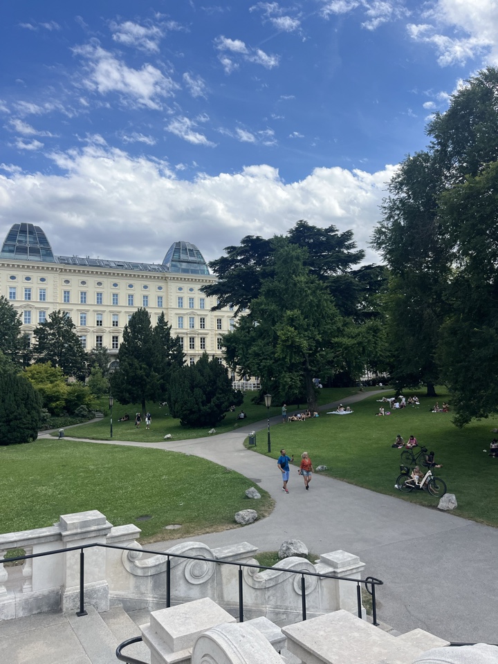 Header image for Vienna, Austria