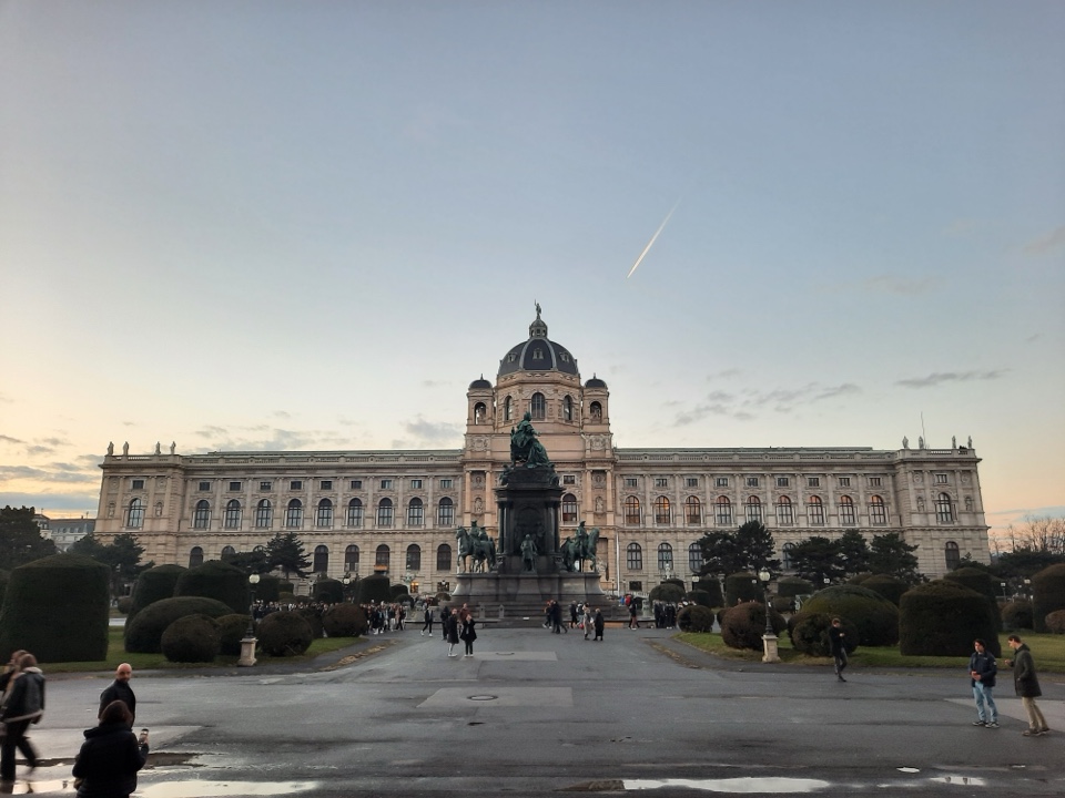 Header image for Vienna, Austria