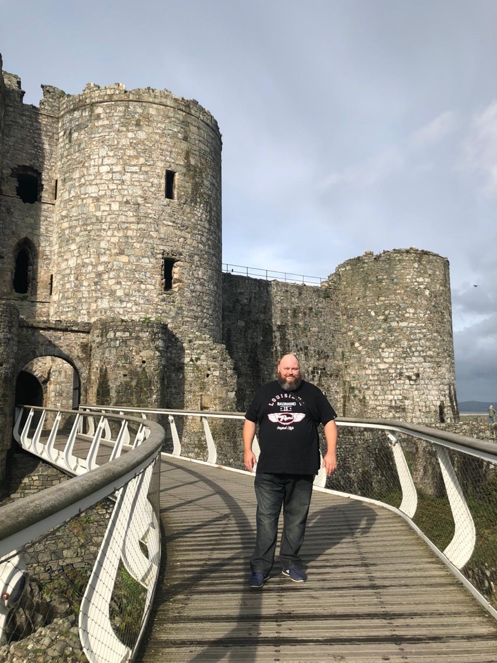 csnails's header image