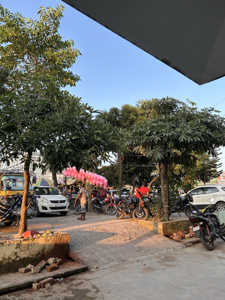 vidxplore's header image