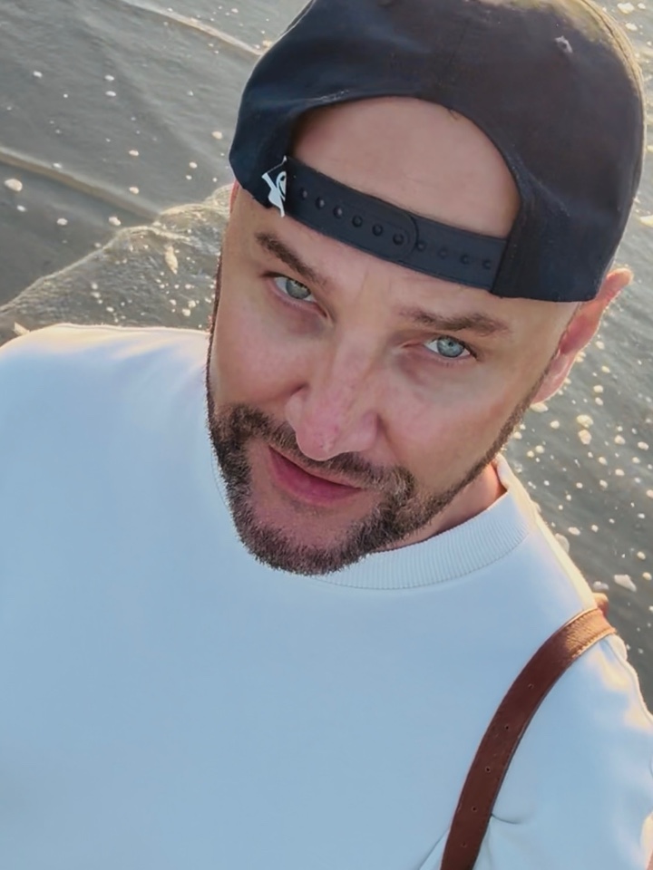 glowakrz's profile picture