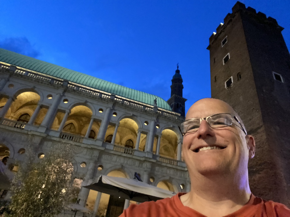 rdennisjr's profile picture